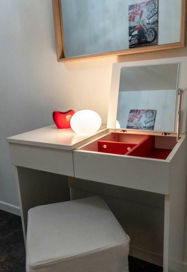 Relax Suite Nazario Bolonia Zewnętrze zdjęcie